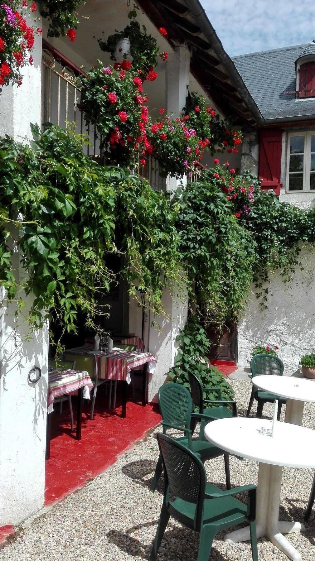 Hotel Les Bains De Secours Sévignacq-Meyracq Exterior foto